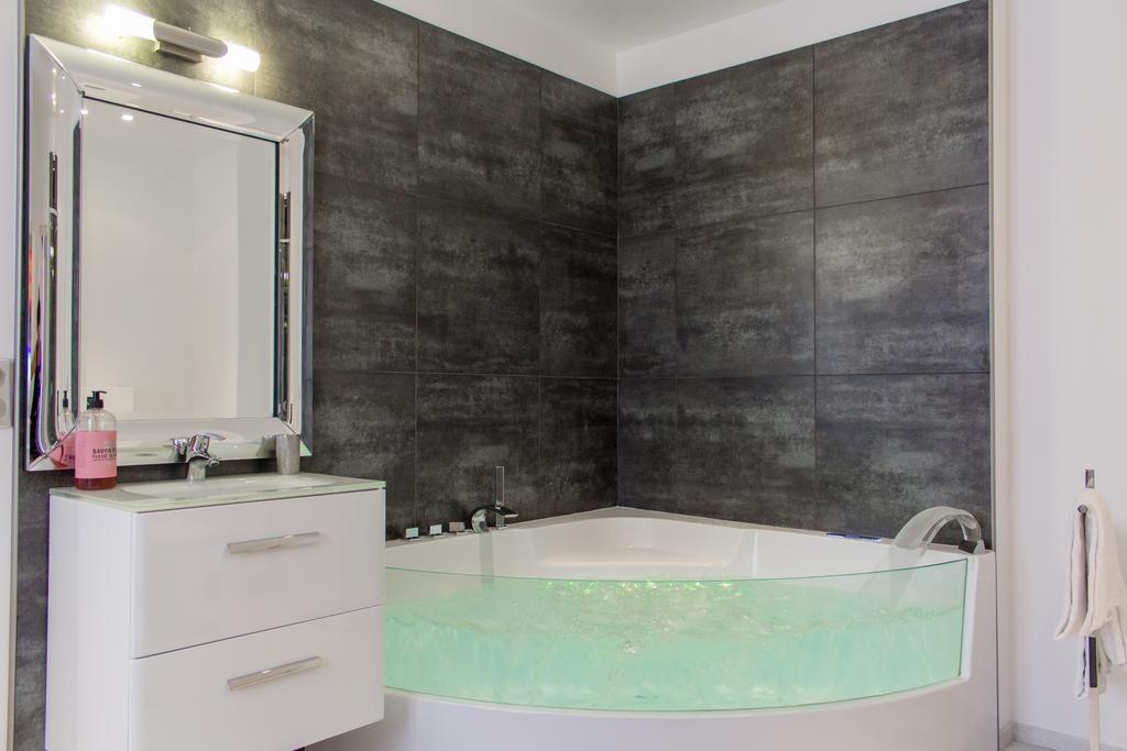 My Sweet Homes - Appartements Avec Spa Colmar Habitación foto